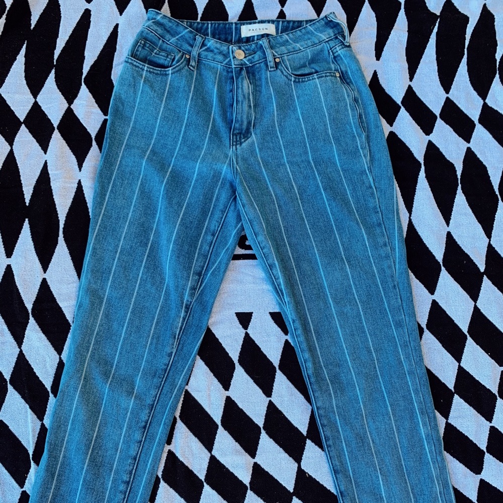 Mom Jean
